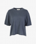 Lisa Yang cila Blauw