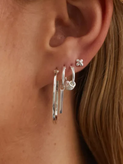 Anna + Nina Anna + Nina accessoires Link hoop earrings Zilver