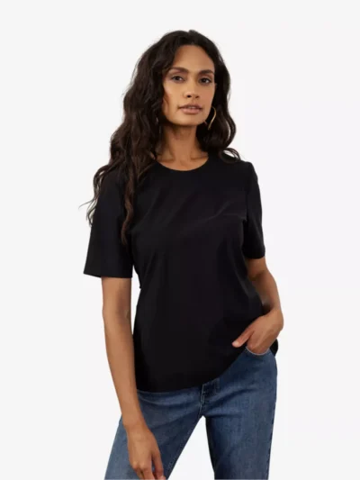 Studio Anneloes Studio Anneloes tshirts & tops 94781 travel tee Zwart