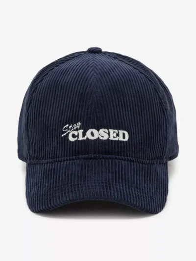 Closed Pet