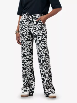 Studio Anneloes Broek
