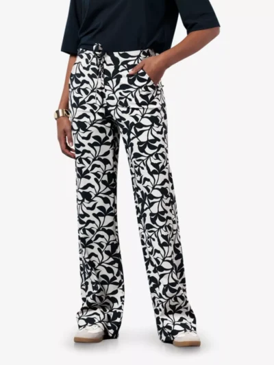 Studio Anneloes Broek
