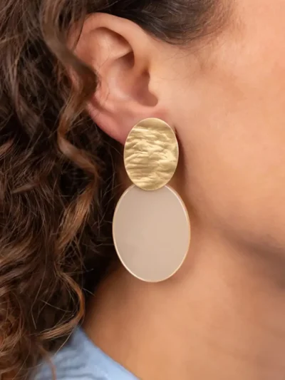 LOTT. LOTT. Oorbellen - Beige