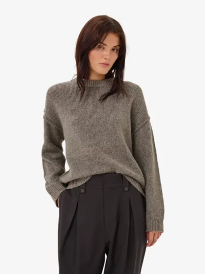 My Essential Wardrobe My Essential Wardrobe Trui - Bruin