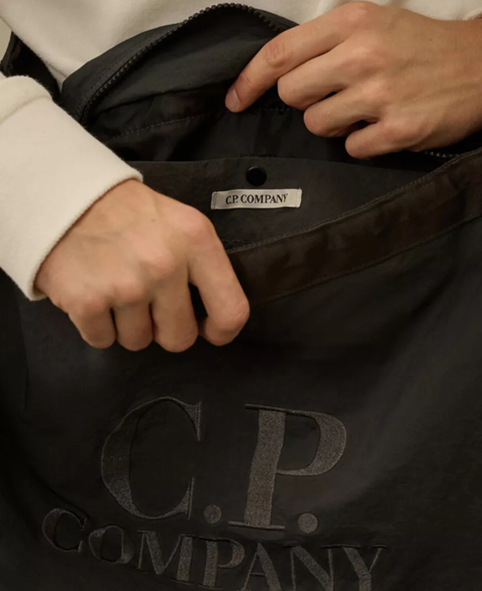 C.P. Company Tas - Donkergrijs 4 C.P. Company C.P. Company Tas - Donkergrijs