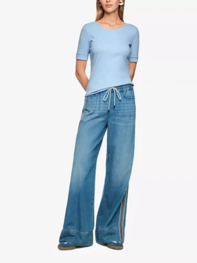 Marc Cain Additions Marc Cain Additions T-shirt - Lichtblauw