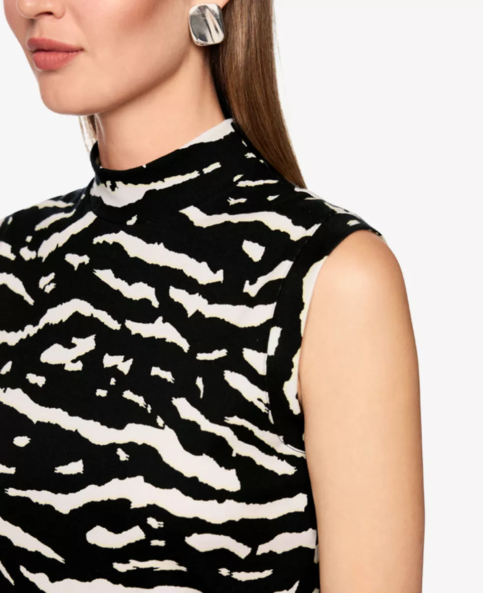 Marc Cain Sports Top - Zwart 5 Marc Cain Sports Marc Cain Sports Top - Zwart