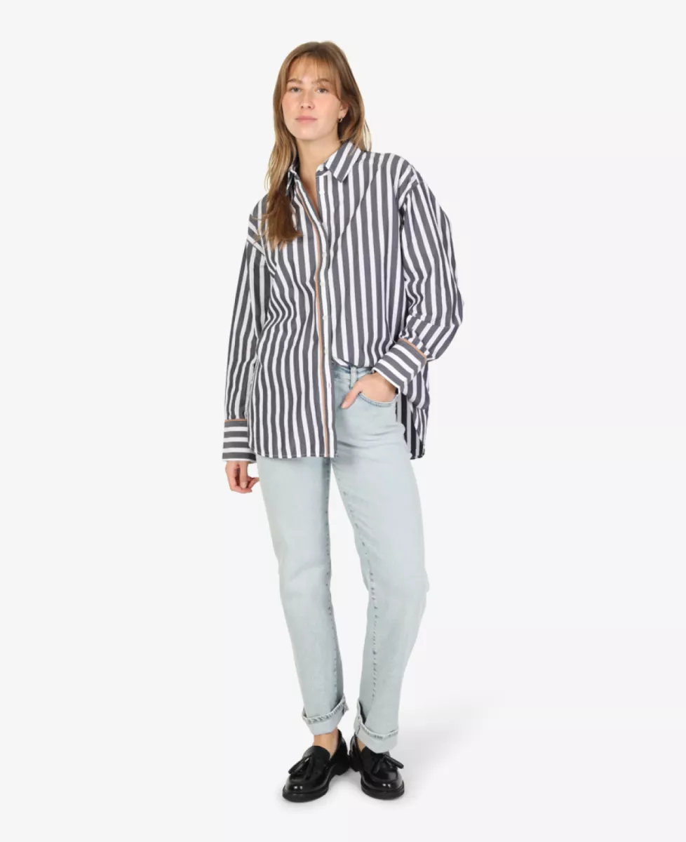 Xirena Blouse - Blauw 4 Xirena Xirena Blouse - Blauw