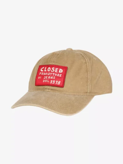 Closed Closed Pet - Camel