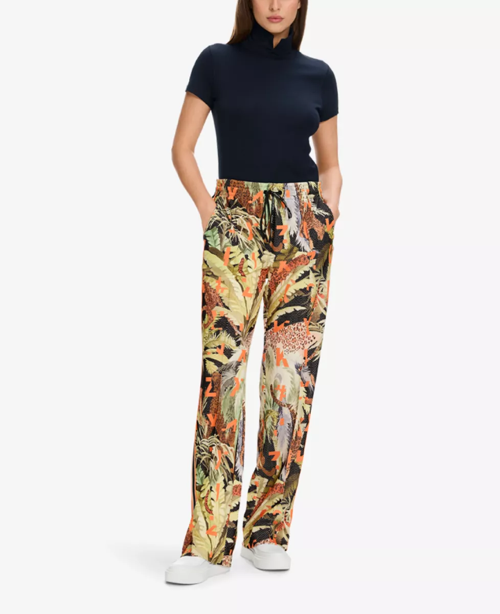 Marc Cain tshirts & tops Wa 48.55 j14 Blauw 7 Marc Cain Additions Marc Cain tshirts & tops Wa 48.55 j14 Blauw