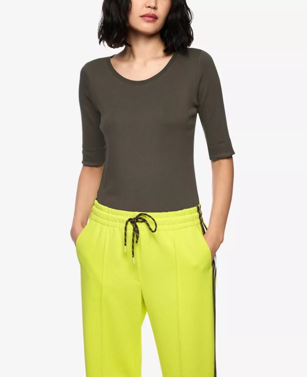 Marc Cain Sports t-shirt - olive drab 2 Marc Cain Sports Marc Cain Sports t-shirt - olive drab