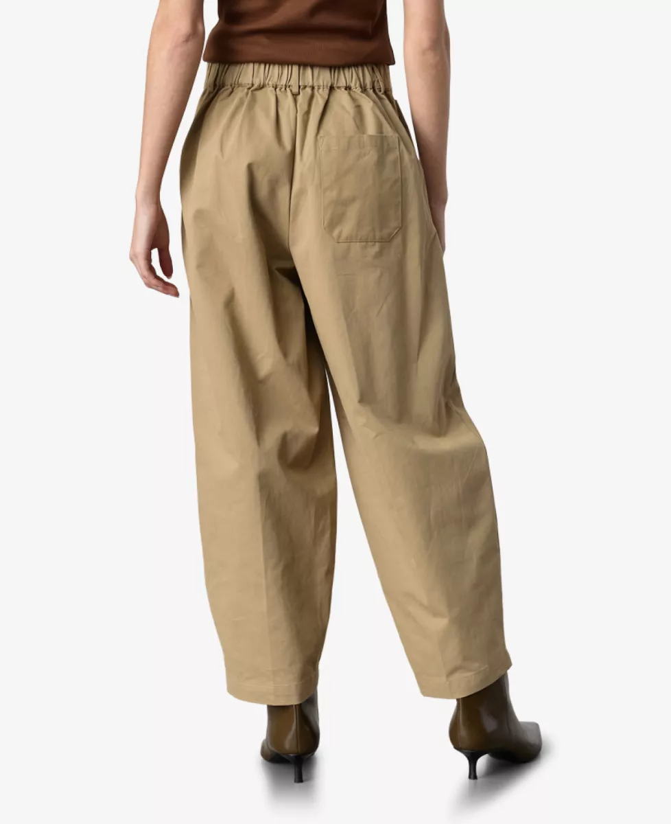 Sisters Point Pantalon - 206 D. Sand 4 Sisters Point Sisters Point Pantalon - 206 D. Sand