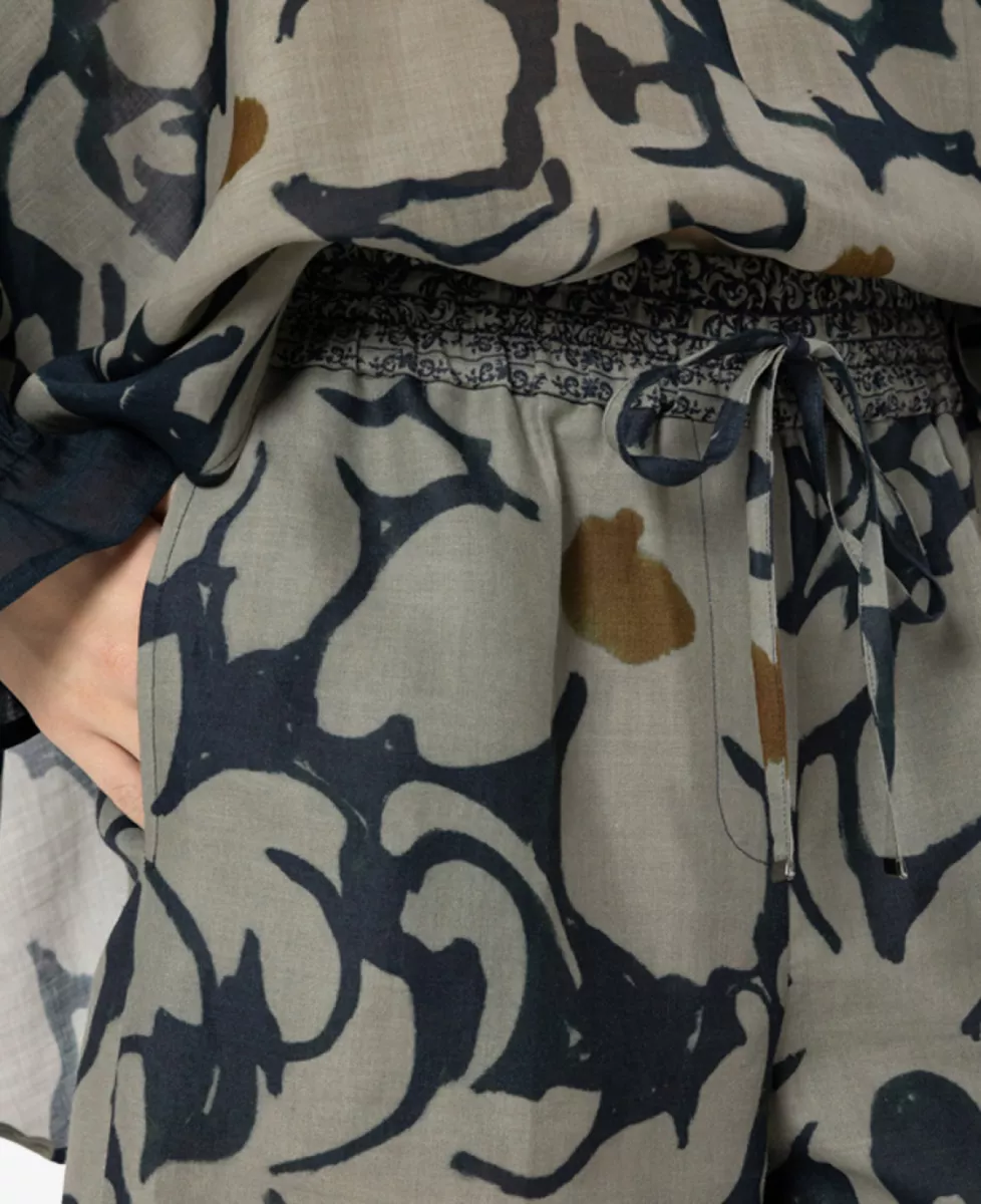 Luisa Cerano Hose - the ethnic flower navy 3 Luisa Cerano Luisa Cerano Hose - the ethnic flower navy