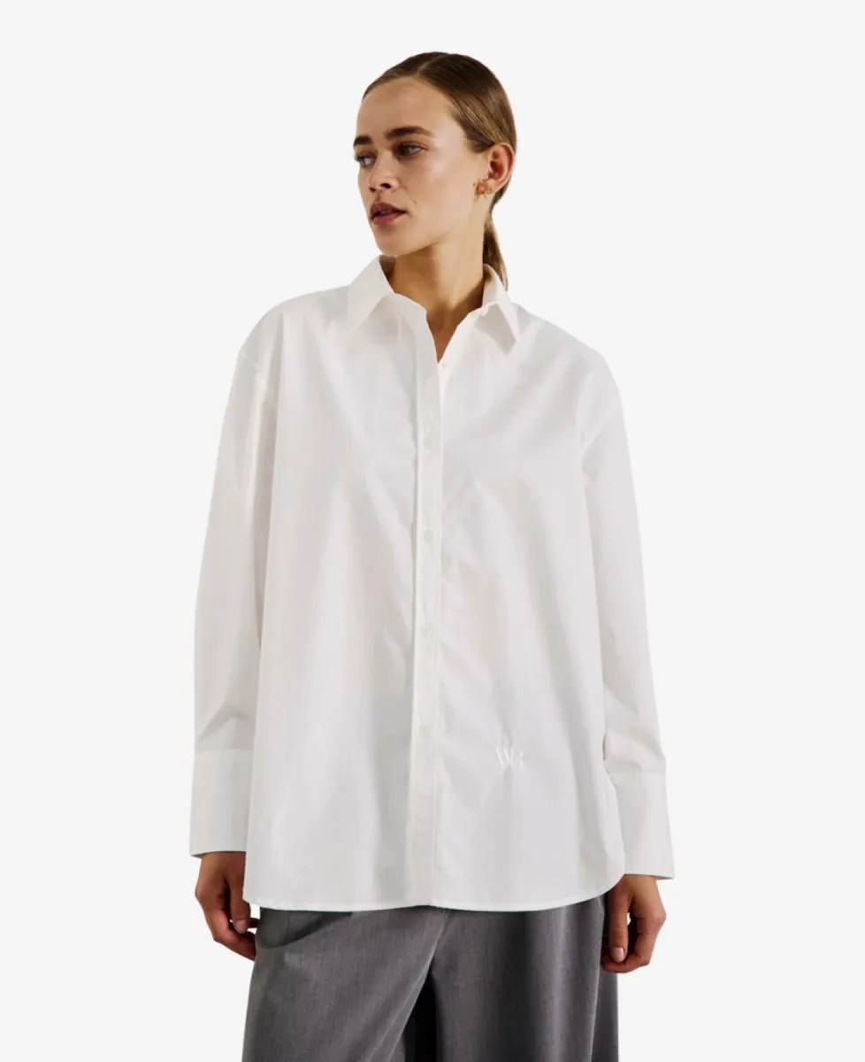 With Black Blouse - WHITE 3 With Black With Black Blouse - WHITE