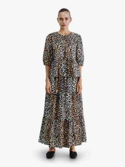 With Black With Black Rok - Leo Print