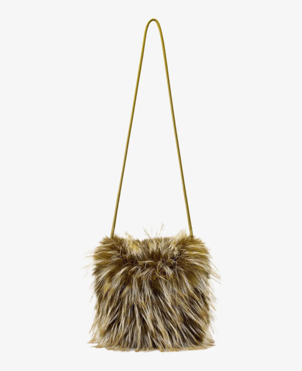 Luisa Cerano Accessoires - olio 1 Luisa Cerano Luisa Cerano Accessoires - olio