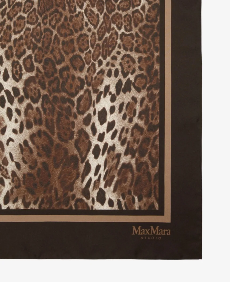 Max Mara Sjaal - 001 Camel 2 Max Mara Max Mara Sjaal - 001 Camel
