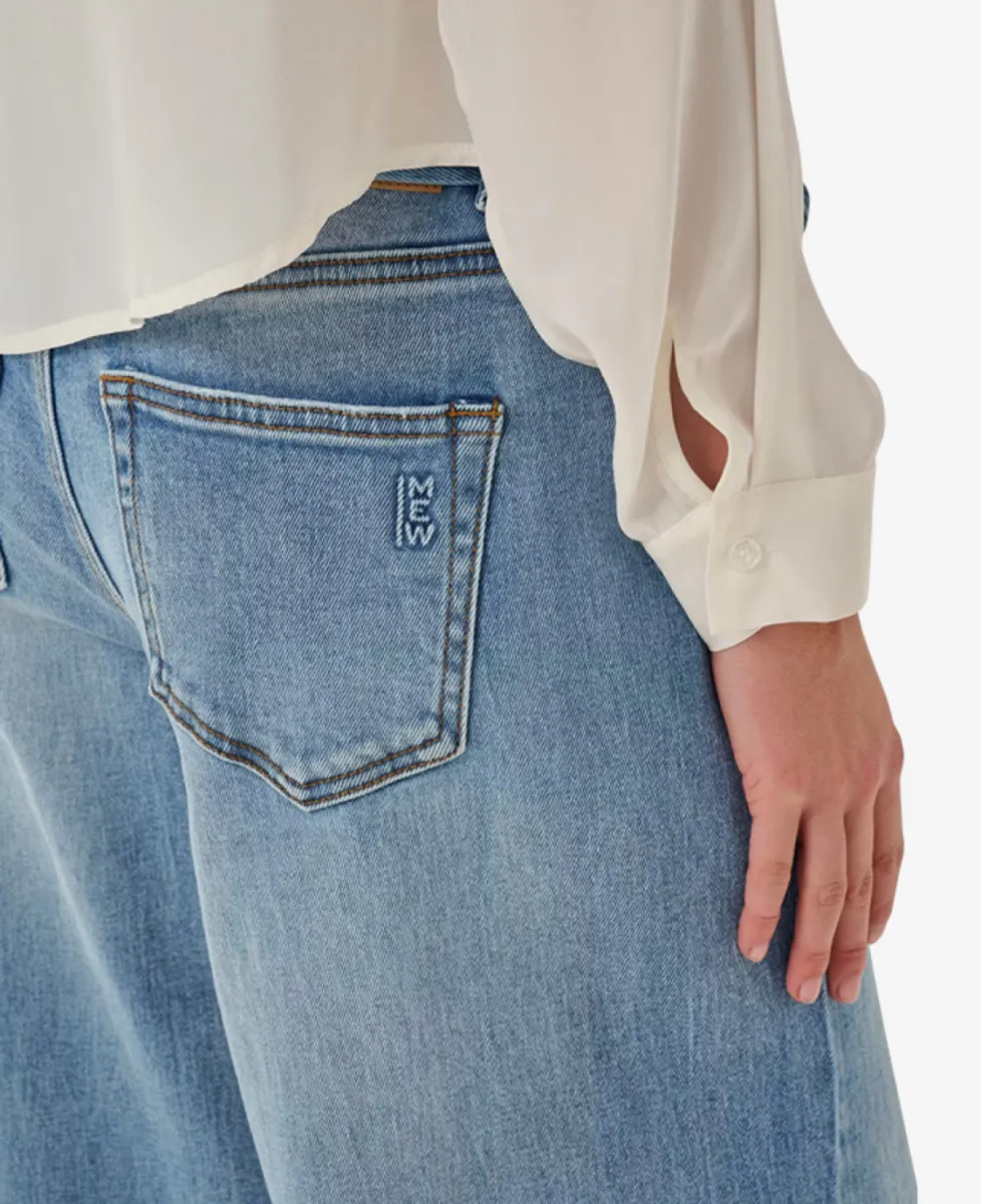 My Essential Wardrobe Jeans - 100046 Light Blue 4 My Essential Wardrobe My Essential Wardrobe Jeans - 100046 Light Blue