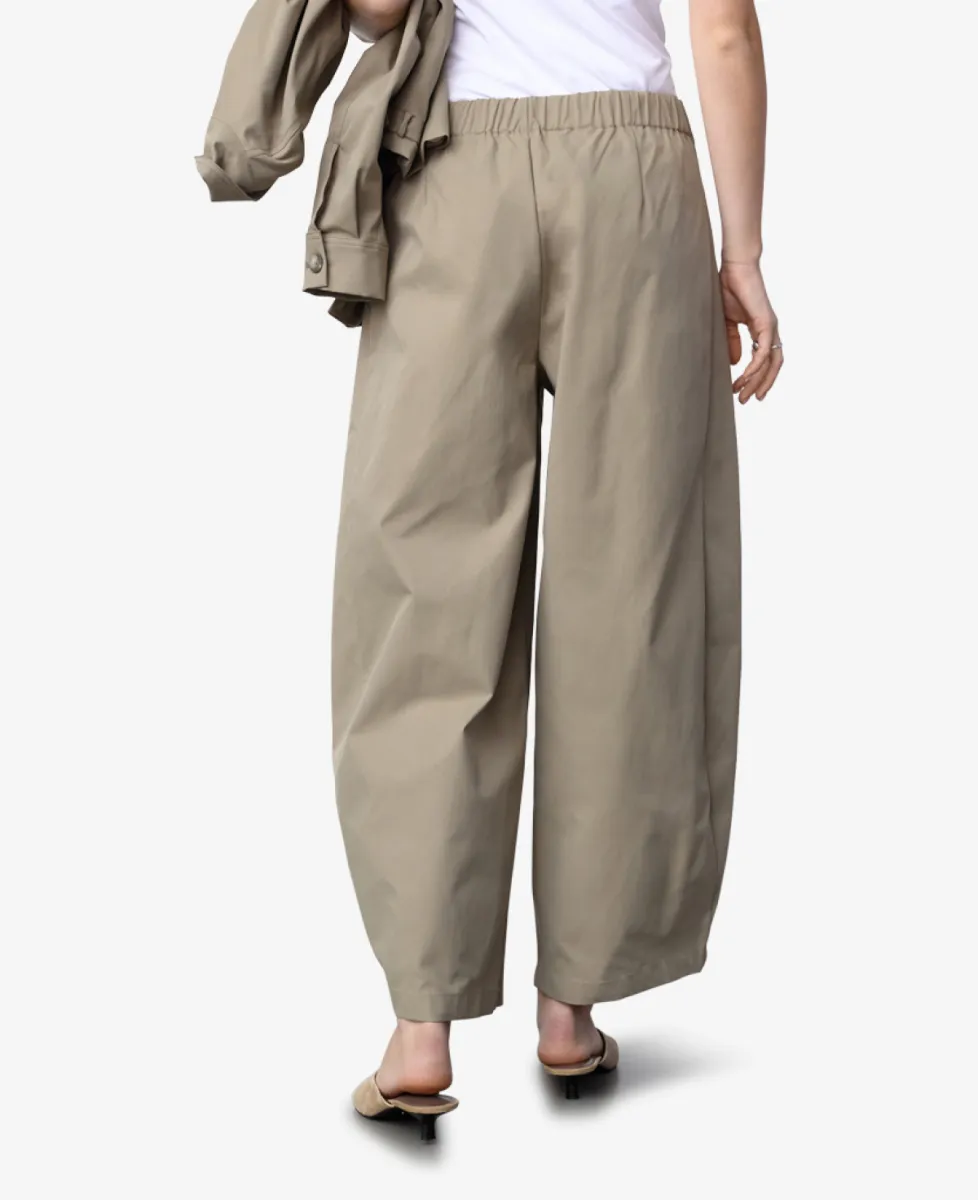 Sisters Point Broek - 206 d. sand 5 Sisters Point Sisters Point Broek - 206 d. sand