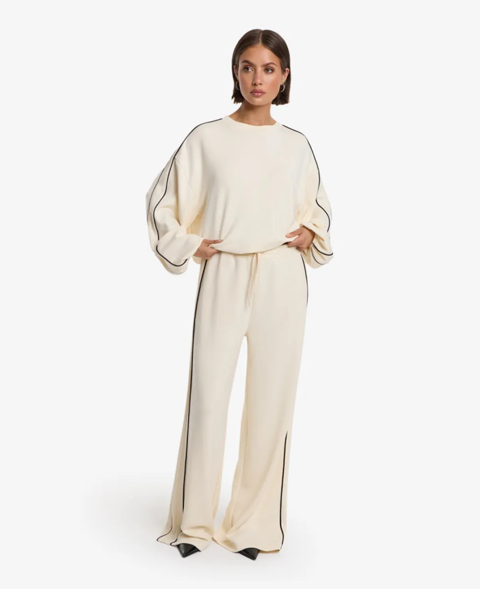 ALIX The Label Sweater - 009 Cream 2 ALIX The Label ALIX The Label Sweater - 009 Cream