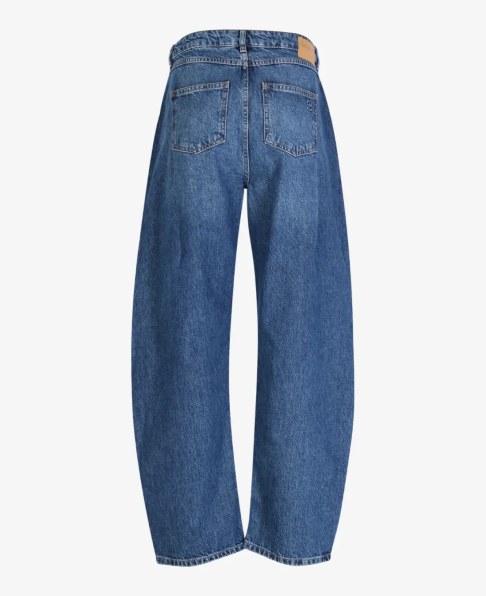 My Essential Wardrobe Jeans - 100063 Dark Blue 3 My Essential Wardrobe My Essential Wardrobe Jeans - 100063 Dark Blue