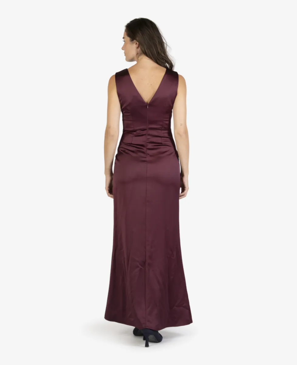 Rinascimento Jurk - B098 Bordeaux 10 Rinascimento Rinascimento Jurk - B098 Bordeaux