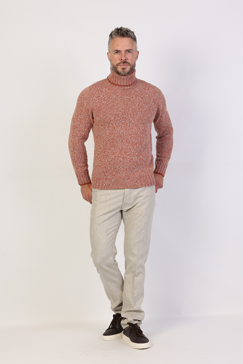 Donkerbruin vest heren combineren met coltrui en broek 2 Donkerbruin vest heren combineren met coltrui en broek - Afbeelding 2