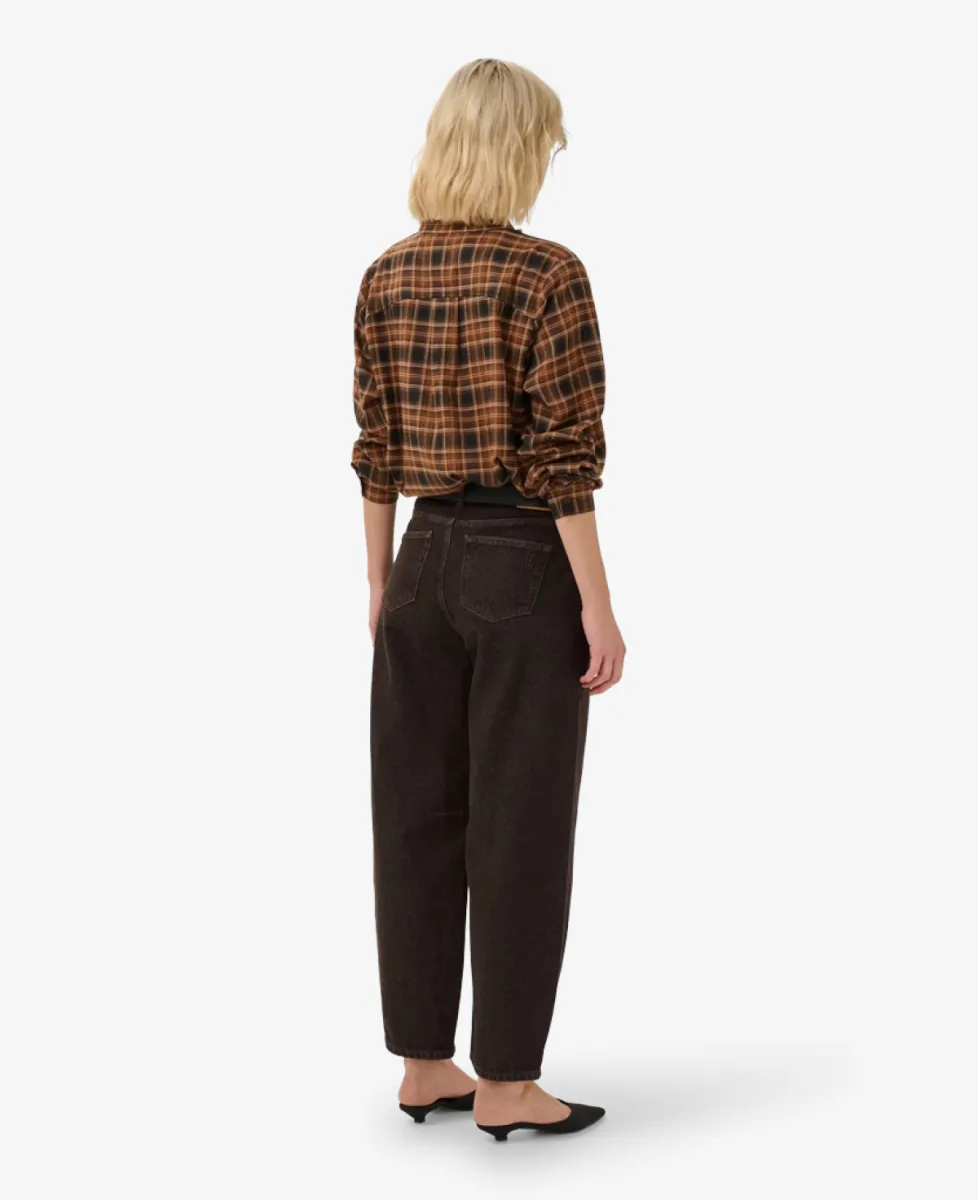 My Essential Wardrobe Jeans - 109758 Dark Brown 6 My Essential Wardrobe My Essential Wardrobe Jeans - 109758 Dark Brown