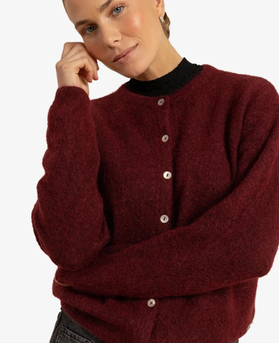 Studio Anneloes Gebreid vestje - 3900 red wine 3 Studio Anneloes Studio Anneloes Gebreid vestje - 3900 red wine
