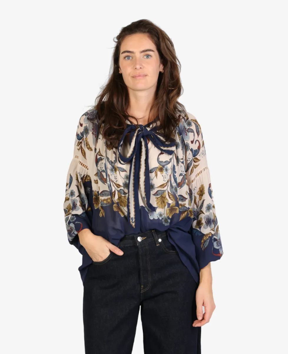 Farm Rio Blouse - 26051 3 Farm Rio Farm Rio Blouse - 26051