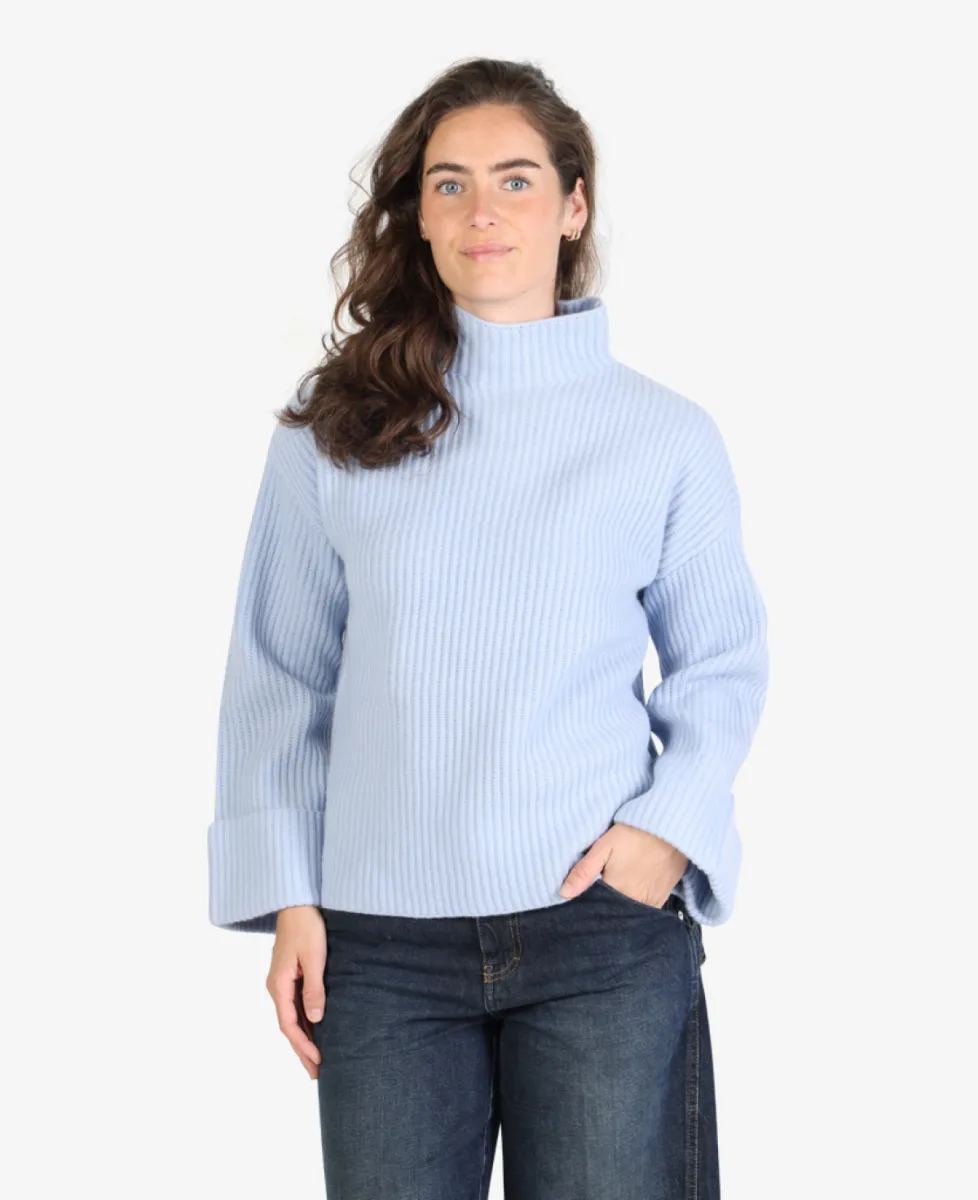 With Black Trui - Powder Blue 3 With Black With Black Trui - Powder Blue